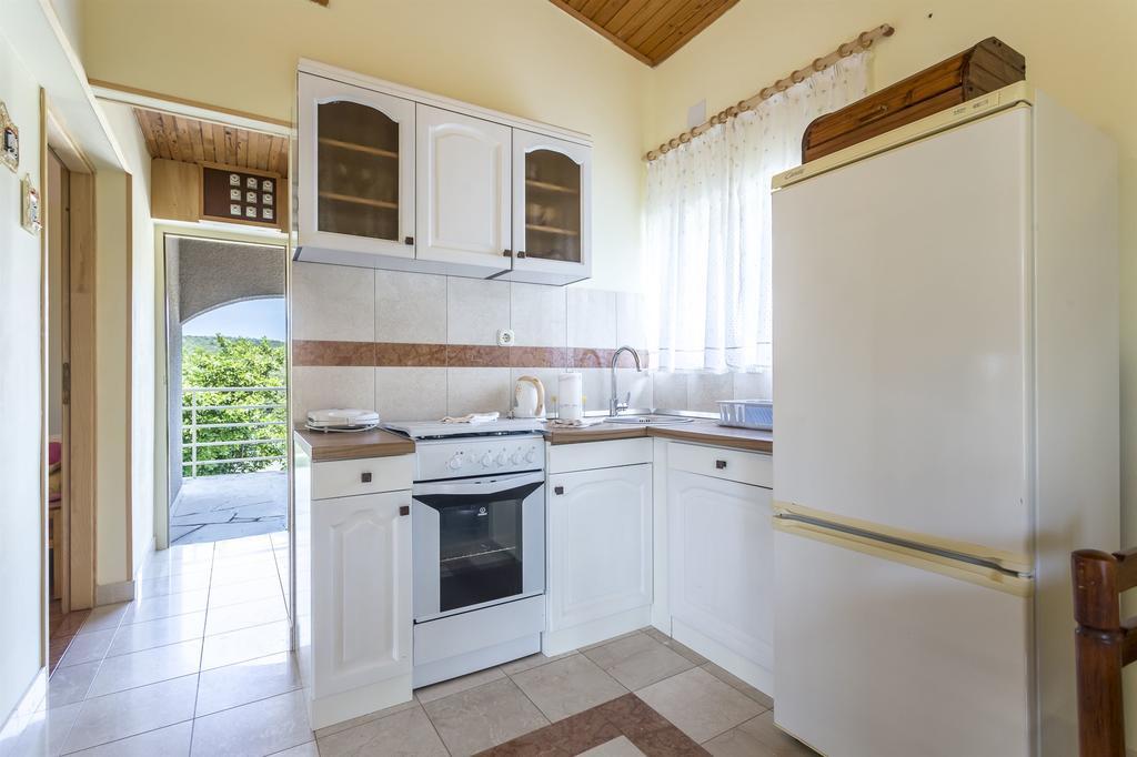 Apartment Srecko Vinisce Ngoại thất bức ảnh
