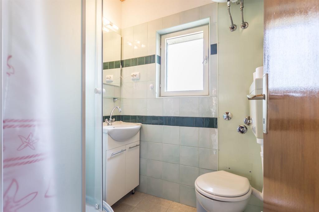 Apartment Srecko Vinisce Ngoại thất bức ảnh